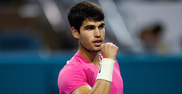 武磊式的球 武磊式的球