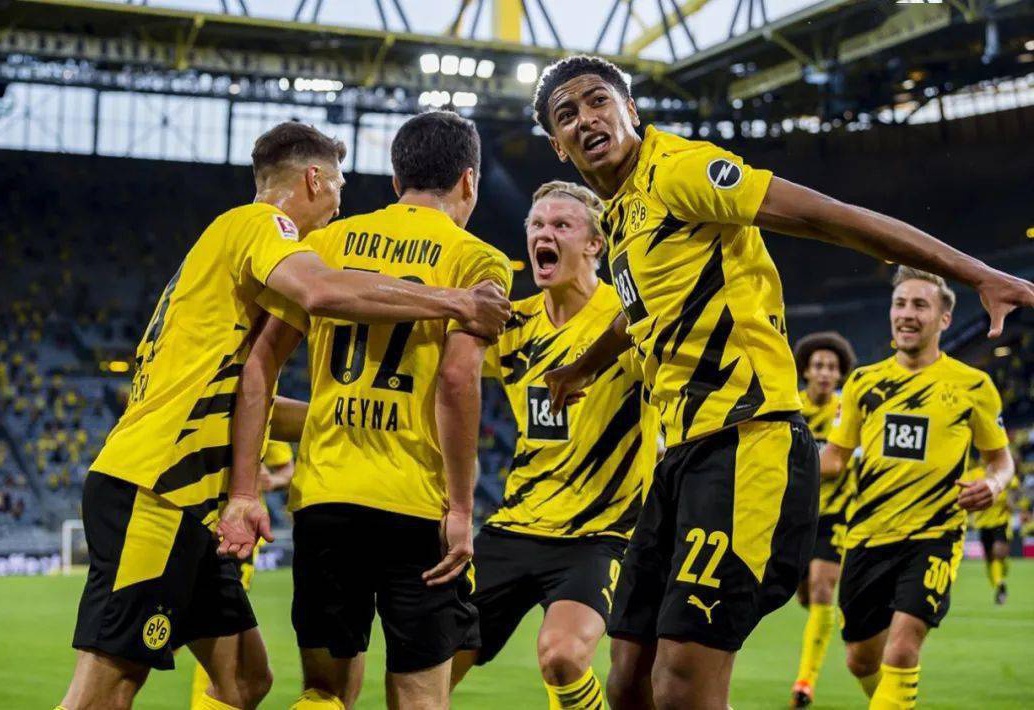 本赛季她的 本赛季她的