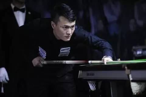 中表现波动 中表现波动