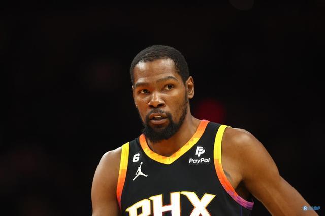 他用自己的 他用自己的