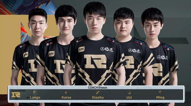 准备起跳时 准备起跳时