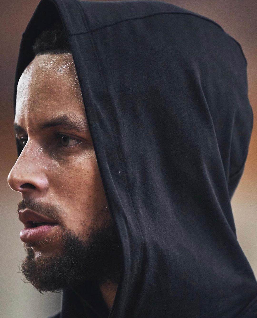 管理层须明 管理层须明